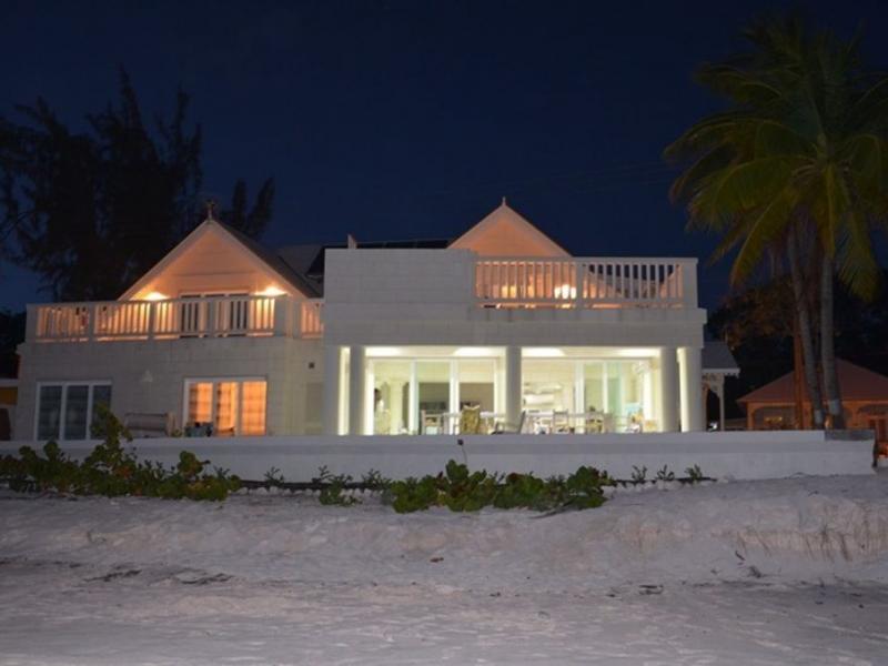 Cane Vale Beach House-Beachfront , Beachfront villas Barbados , Christ Church  , South Coast Barbados  