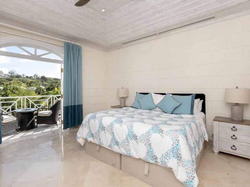 Old Trees 302 - La Mirage Penthouse  , Beachfront villas Barbados , Old Trees , Paynes Bay , St James , West Coast Barbados  