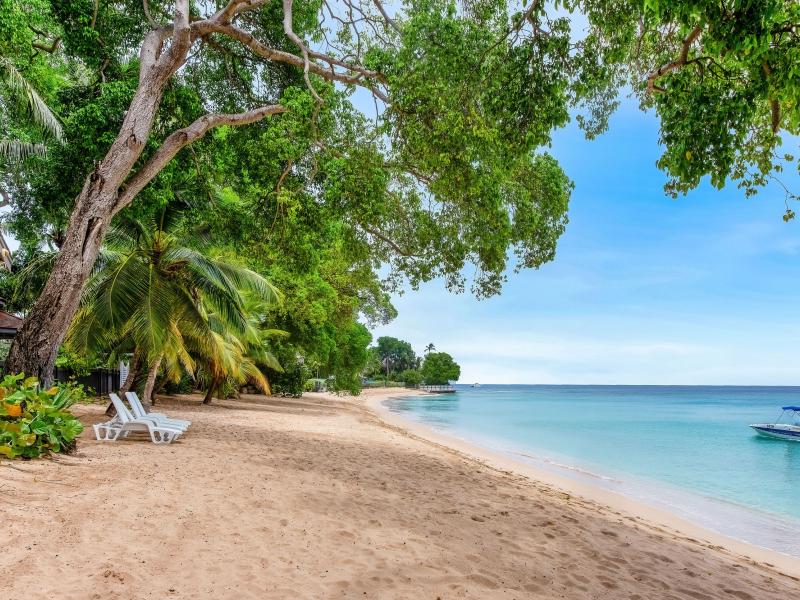 La Lune - Beachfront , Beachfront villas Barbados , Gibbes , St Peter , West Coast Barbados  