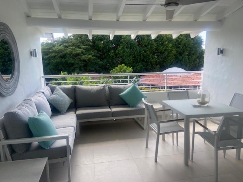 Glitter Bay 305 Ocean View , Beachfront villas Barbados , Glitter Bay , Porters , St James , West Coast Barbados  