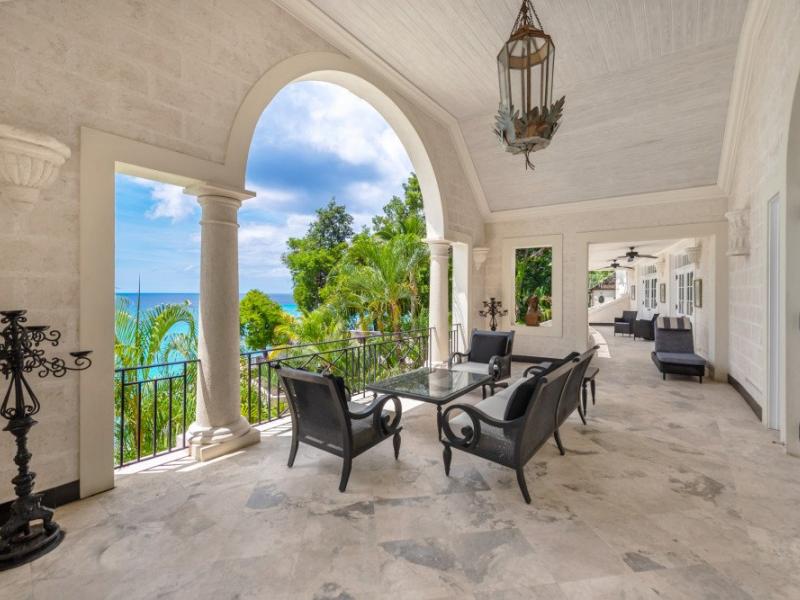 Cove Spring House - Beachfront , Beachfront villas Barbados , St James , The Garden, Barbados , Waterfront villas Barbados , West Coast Barbados  