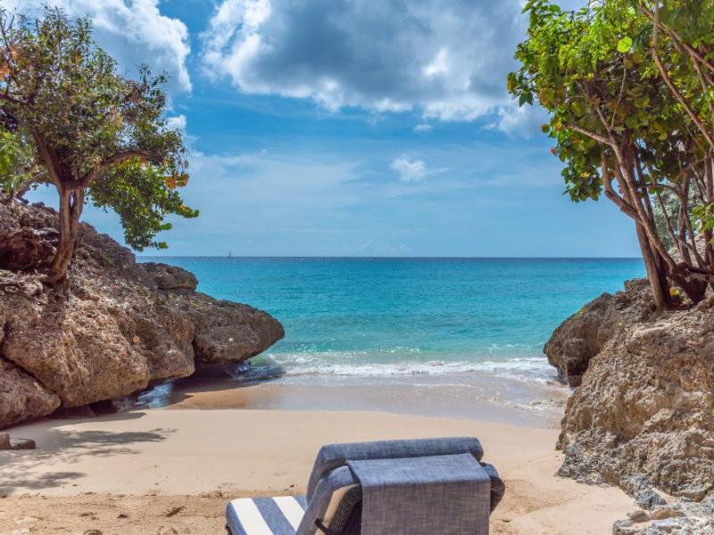 Cove Spring House - Beachfront , Beachfront villas Barbados , St James , The Garden, Barbados , Waterfront villas Barbados , West Coast Barbados  