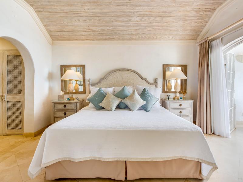 Emerald Beach 3 - Ixoria , Beachfront villas Barbados , Emerald Beach , Gibbes , St Peter , West Coast Barbados  