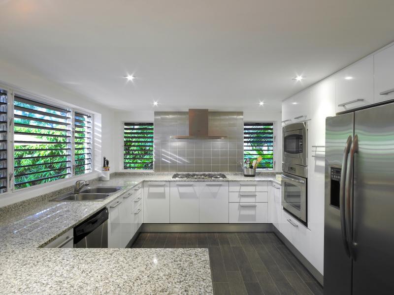 Church Point 2 - Beachfront , Beachfront villas Barbados , Holetown , St James , West Coast Barbados  