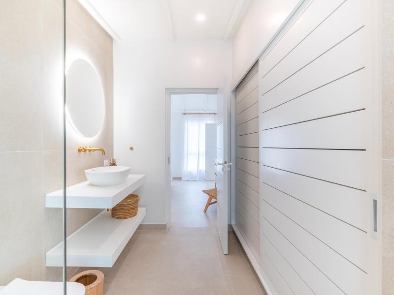 Cloudbreak , St James , West Coast Barbados  