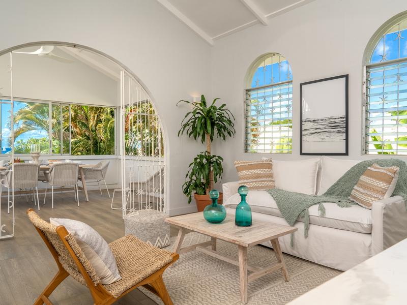 Secret Cove 2 , Beachfront villas Barbados , Paynes Bay , St James , West Coast Barbados  