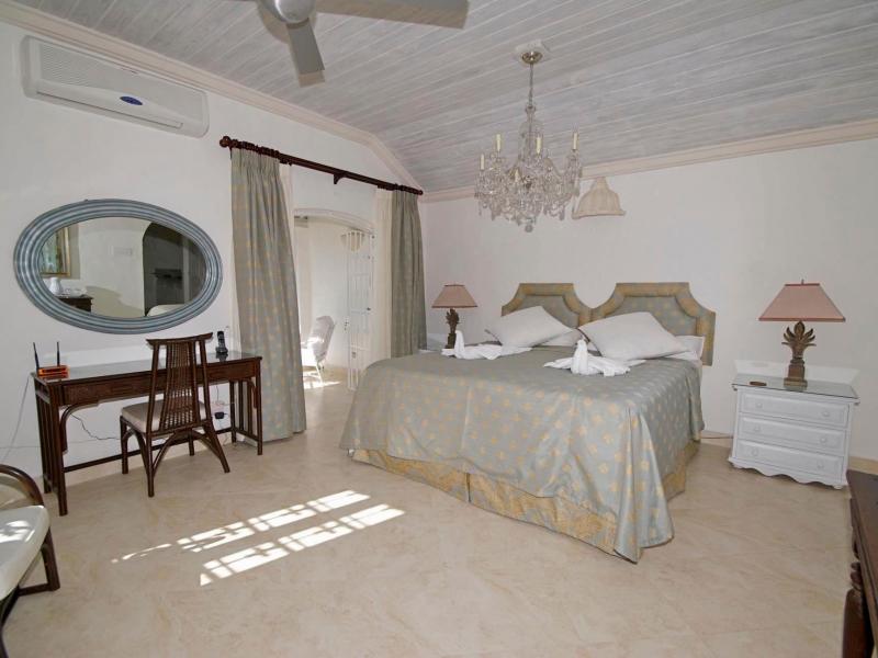 Emerald Beach 4 - Plumbago , Beachfront villas Barbados , Emerald Beach , Gibbes , St Peter , West Coast Barbados  