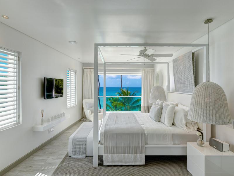 Footprints - beachfront  , Beachfront villas Barbados , Porters , St James , West Coast Barbados  