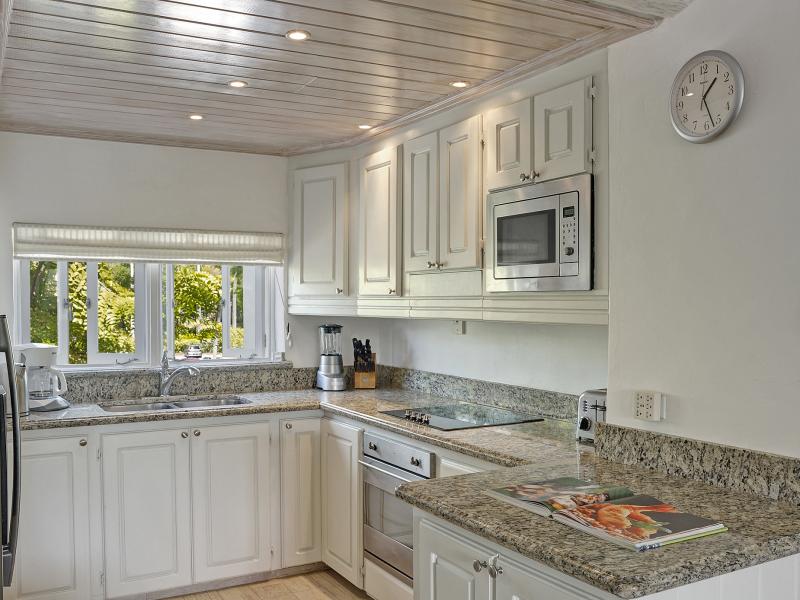 Glitter Bay 304 - Golden Sunset , Beachfront villas Barbados , Glitter Bay , Holetown , Porters , St James , West Coast Barbados  