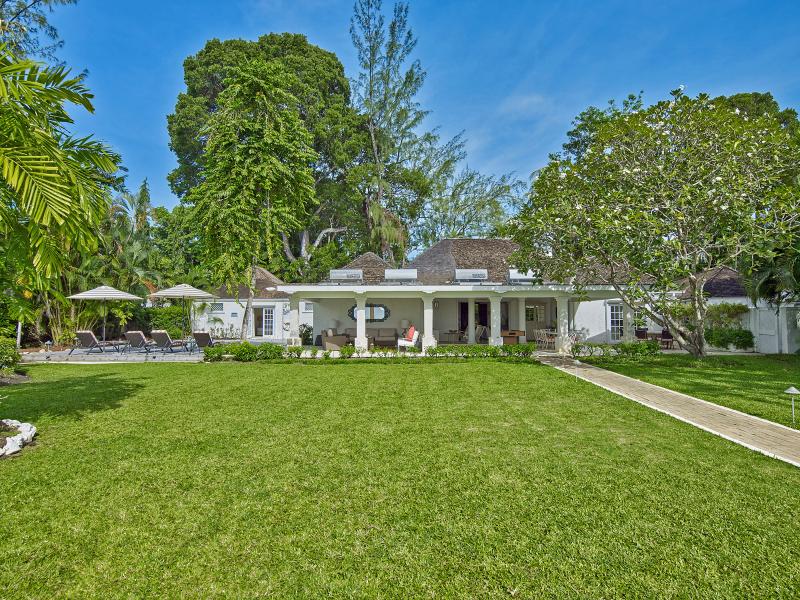 High Trees - Beachfront , Beachfront villas Barbados , Gibbes , St Peter , West Coast Barbados  