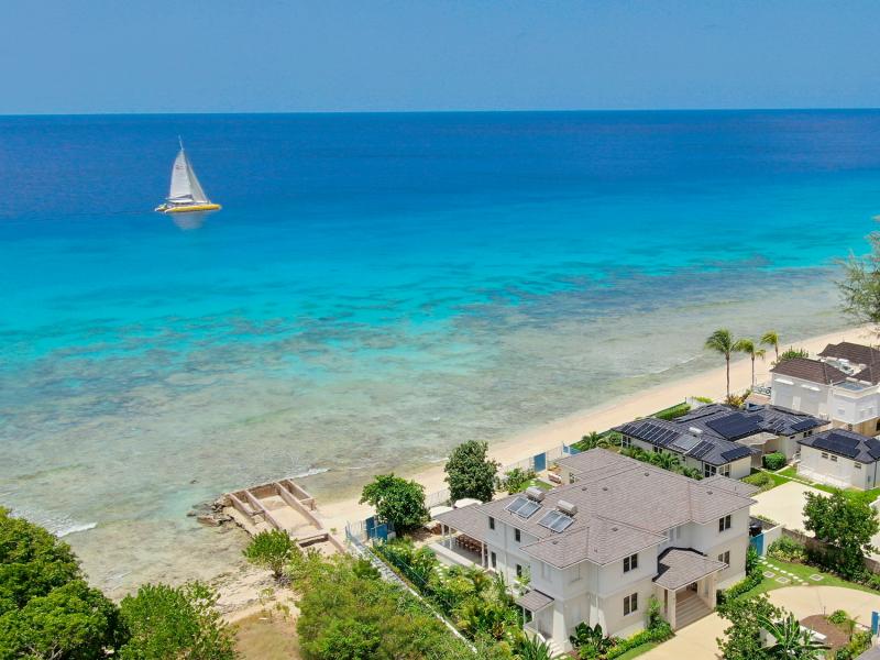 Kaiso - Beachfront , Beachfront villas Barbados , Fitts Village , St James , West Coast Barbados  