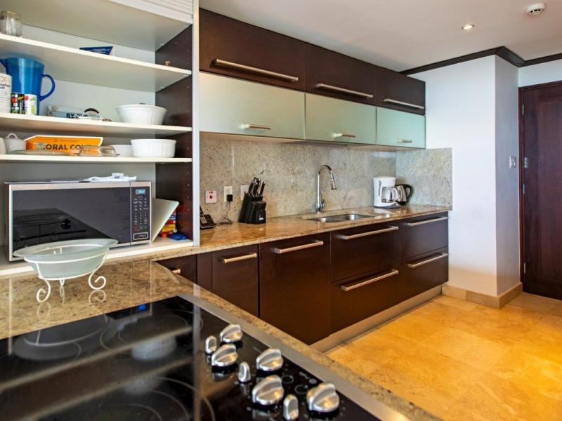 Coral Cove 1 - Beachfront  , Beachfront villas Barbados , Coral Cove , Paynes Bay , St James , West Coast Barbados  