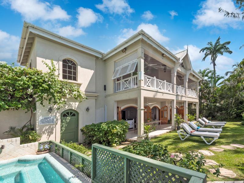 La Paloma - Beachfront , Beachfront villas Barbados , Fitts Village , St James , West Coast Barbados  