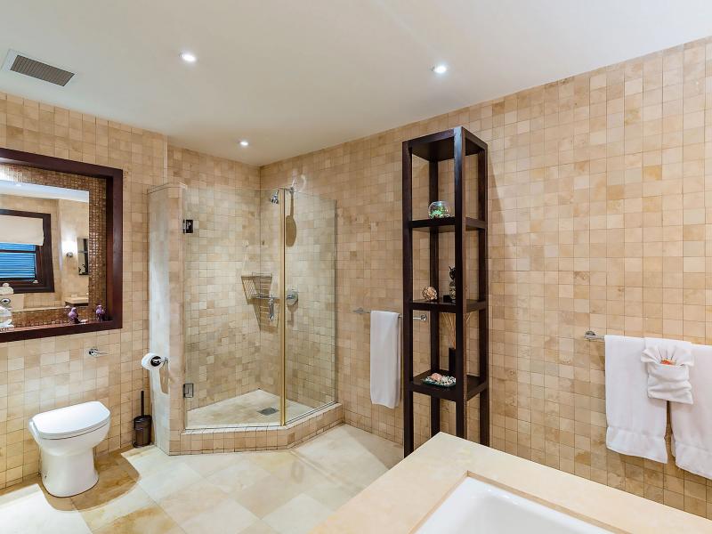 Sandy Cove 201 - Beachfront Paradise , Beachfront villas Barbados , Sandy Cove , St James , West Coast Barbados  