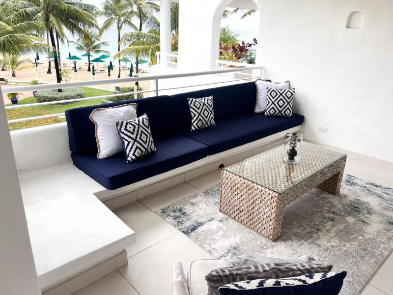 Glitter Bay 302 - Always Summer , Beachfront villas Barbados , Glitter Bay , Porters , St James , West Coast Barbados  