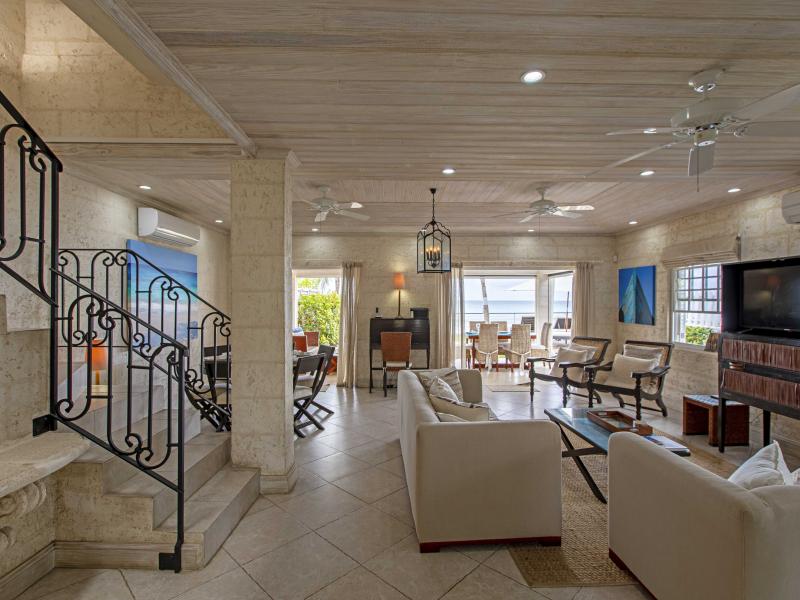 Radwood 2 - Beachfront , Beachfront villas Barbados , Fitts Village , St James , West Coast Barbados  