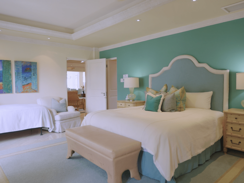 Smugglers Cove 5 , Beachfront villas Barbados , Paynes Bay , St James , West Coast Barbados  