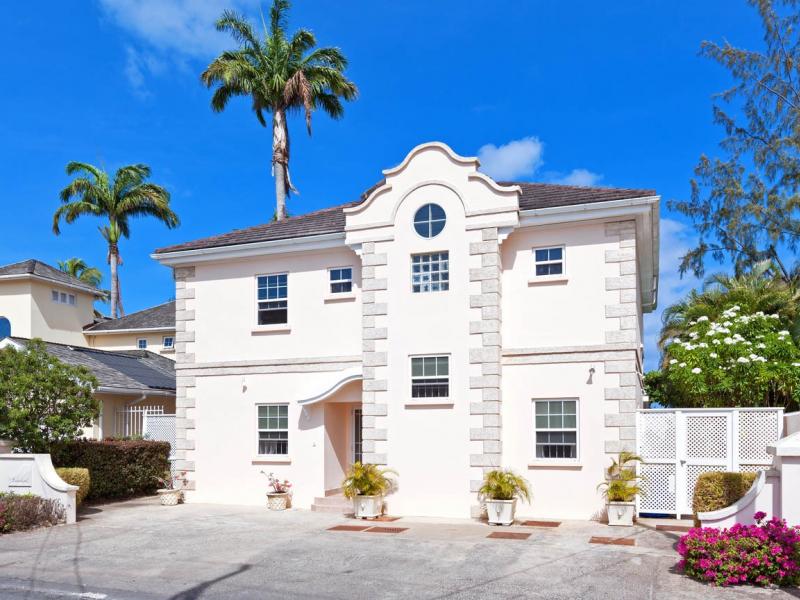 Seawards , Beachfront villas Barbados , Fitts Village , St James , West Coast Barbados  