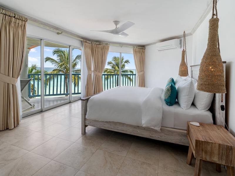 Villas on The Beach 304 , Holetown  