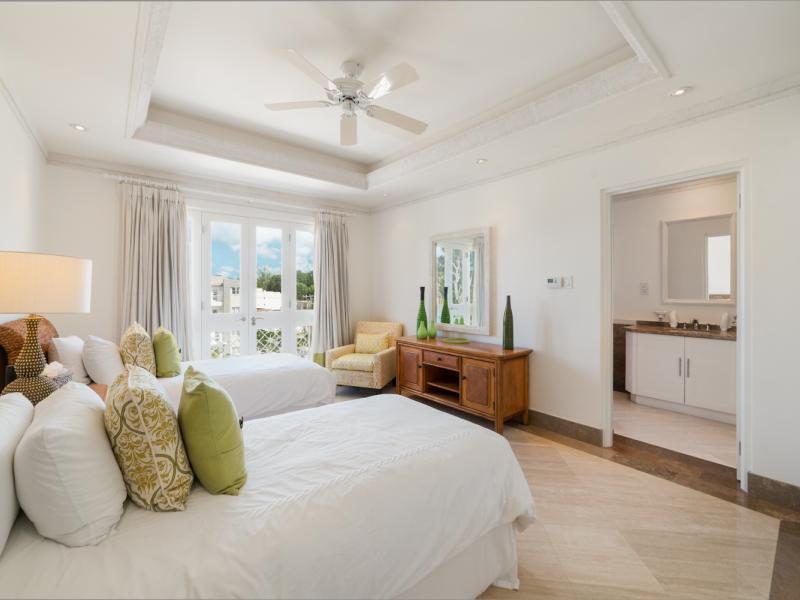 Smugglers Cove 6 , Beachfront villas Barbados , Paynes Bay , St James , West Coast Barbados  