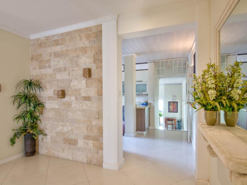 Weston House , Beachfront villas Barbados , St James , West Coast Barbados  