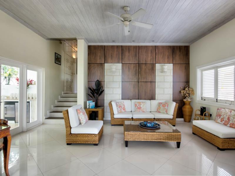 Weston House , Beachfront villas Barbados , St James , West Coast Barbados  