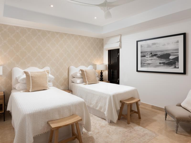 Coral Cove 7 - Sunset , Beachfront villas Barbados , Coral Cove , Paynes Bay , St James , West Coast Barbados  