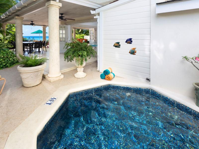 Mahogany Bay - Seashells  , Beachfront villas Barbados , Paynes Bay , St James , West Coast Barbados  