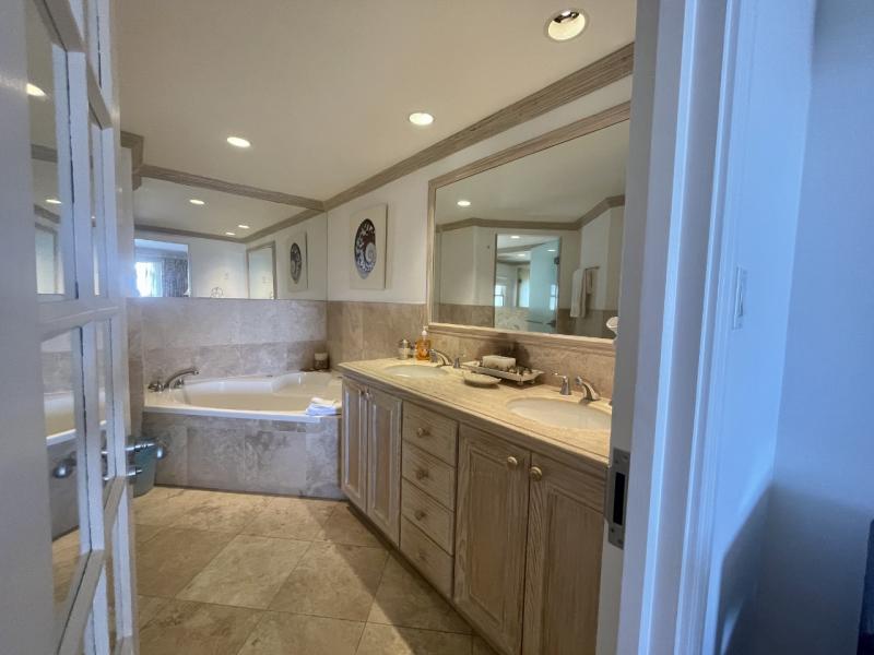 Villas on the Beach 101  , Beachfront villas Barbados , Holetown , St James , Villas on the Beach, Barbados , West Coast Barbados  