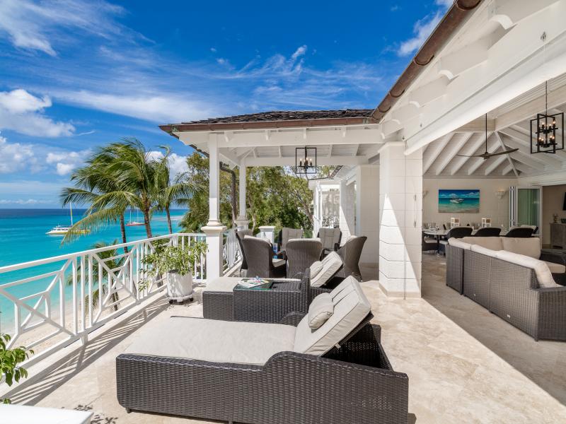 Old Trees 302 - La Mirage Penthouse  , Beachfront villas Barbados , Old Trees , Paynes Bay , St James , West Coast Barbados  