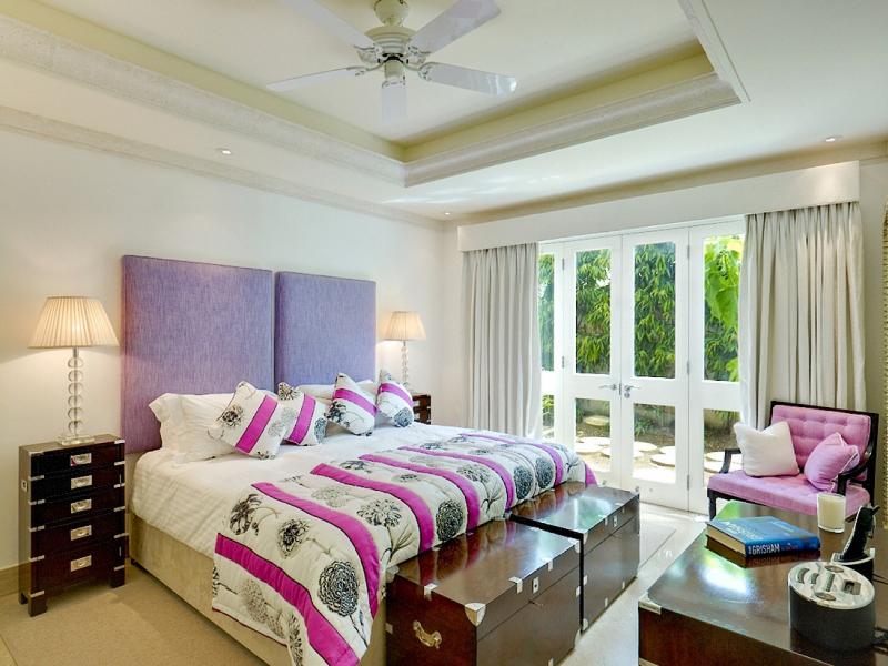 Smugglers Cove 1 , Beachfront villas Barbados , Paynes Bay , St James , West Coast Barbados  